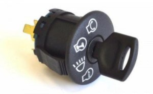 STACYJKA TRAKTORKA HUSQVARNA PARTNER MCCULLOCH 7 PINÓW + DWA KLUCZYKI ZESTAW